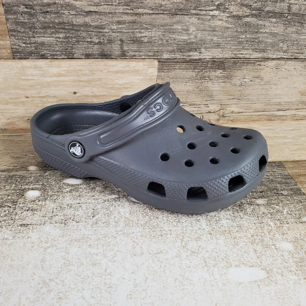 Crocs Classic Kids Clog Sz 2 J2 Comfort Gray Rubber Round Toe Slip On Slingback